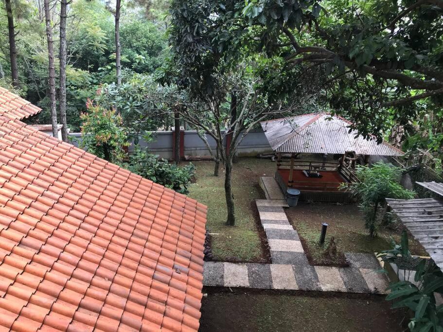 Villa Naumi บันดุง ภายนอก รูปภาพ