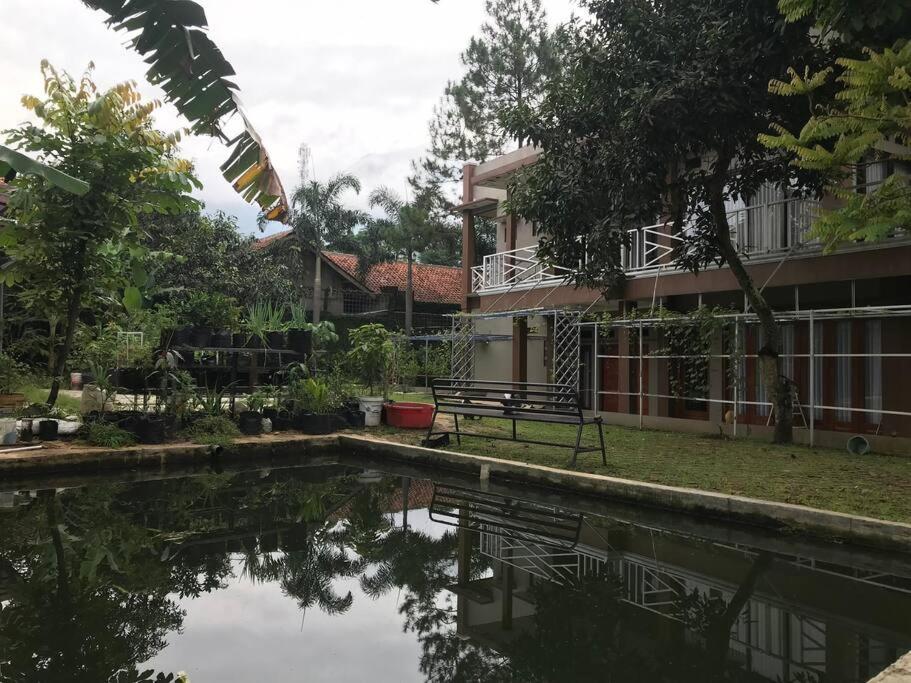 Villa Naumi บันดุง ภายนอก รูปภาพ